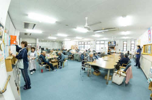 広間